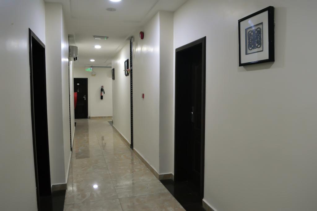 โรงแรมเดอ ซานโตส Agege ภายนอก รูปภาพ